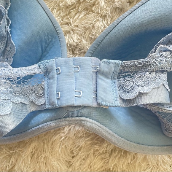 Light Blue Underwire Lace Bra Size 34C - Picture 6 of 8
